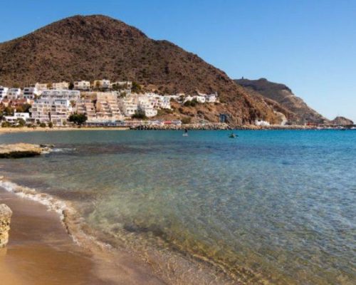 Alojamientos-El-Velero-Playas-5-825x450